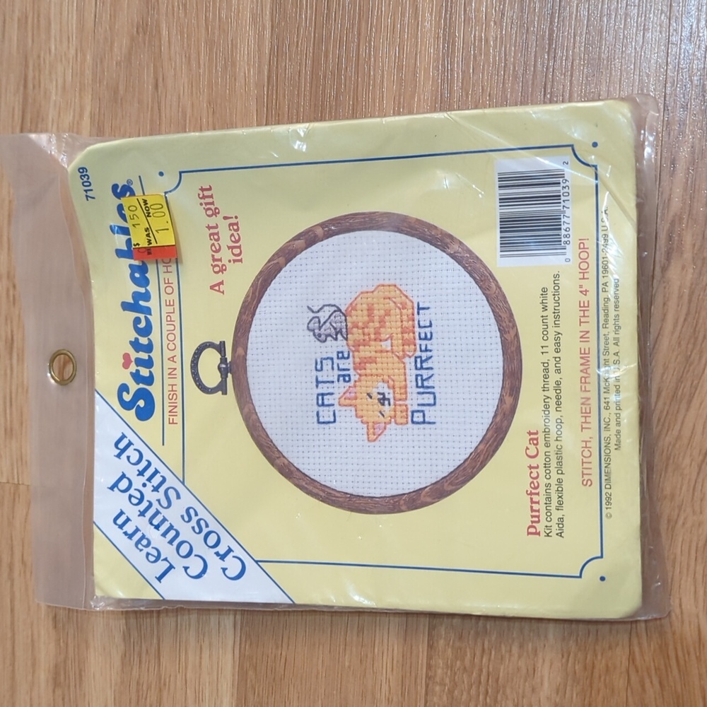 Vintage 1992 Dimensions Stitchables Counted Cross Stitch Kit Purrfect Cat 71039